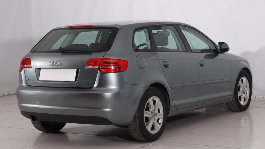 Audi A3 -