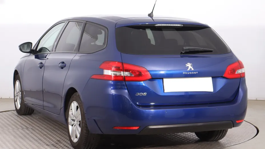 Peugeot 308 -