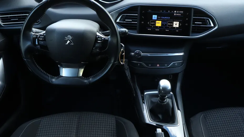 Peugeot 308 -