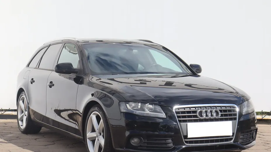 Audi A4 -