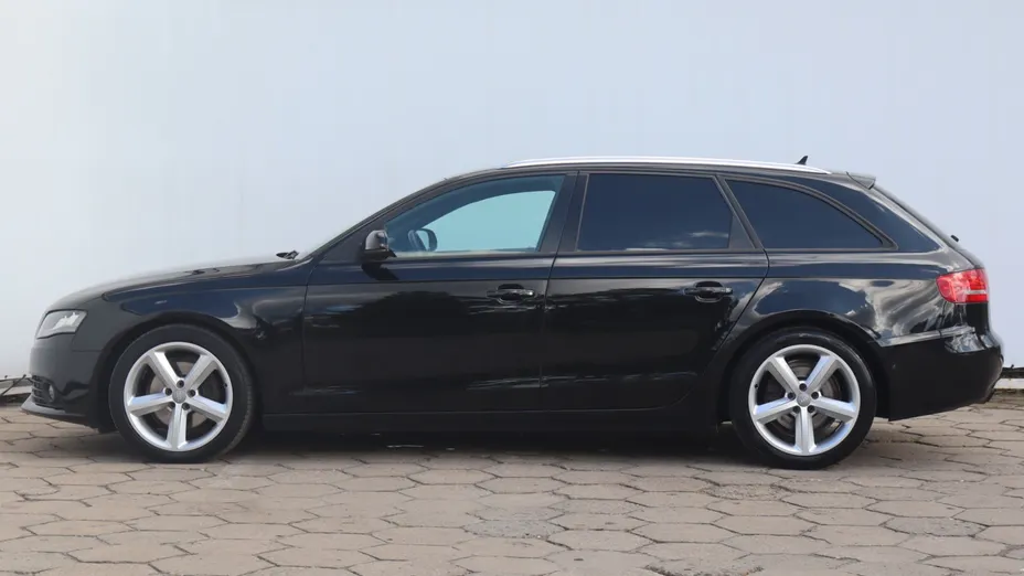 Audi A4 -