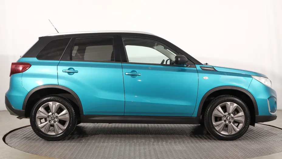 Suzuki Vitara -