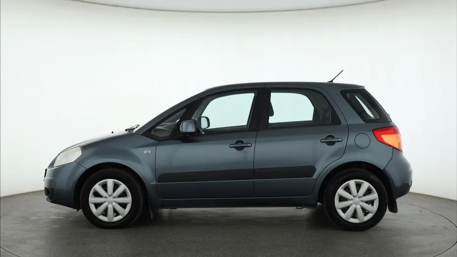 Suzuki SX4 -