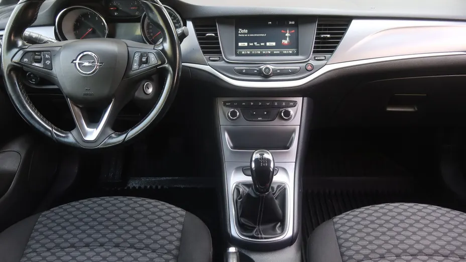 Opel Astra -