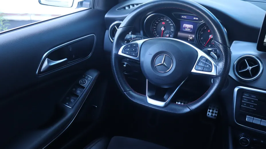 Mercedes GLA -