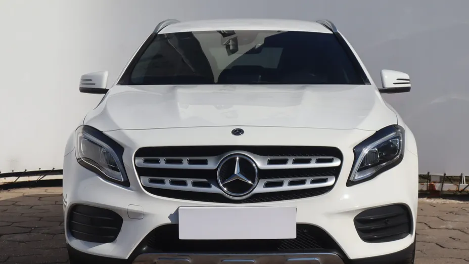 Mercedes GLA -