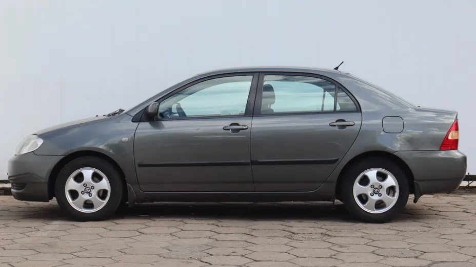 Toyota Corolla -