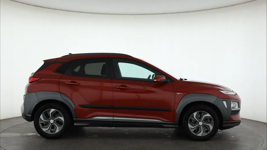 Hyundai Kona -