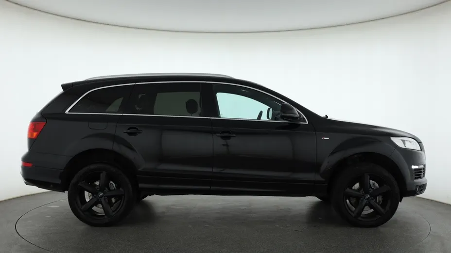Audi Q7 -