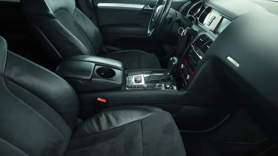 Audi Q7 -