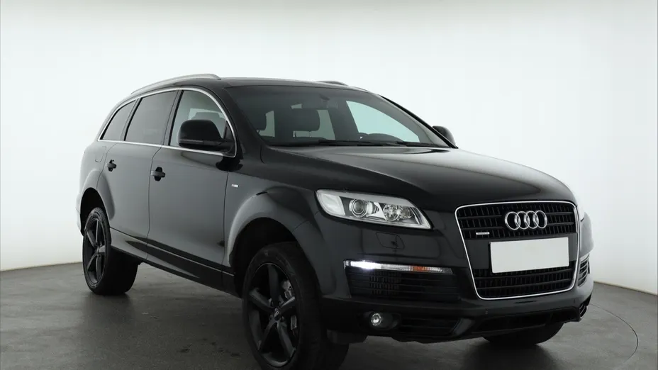Audi Q7 -