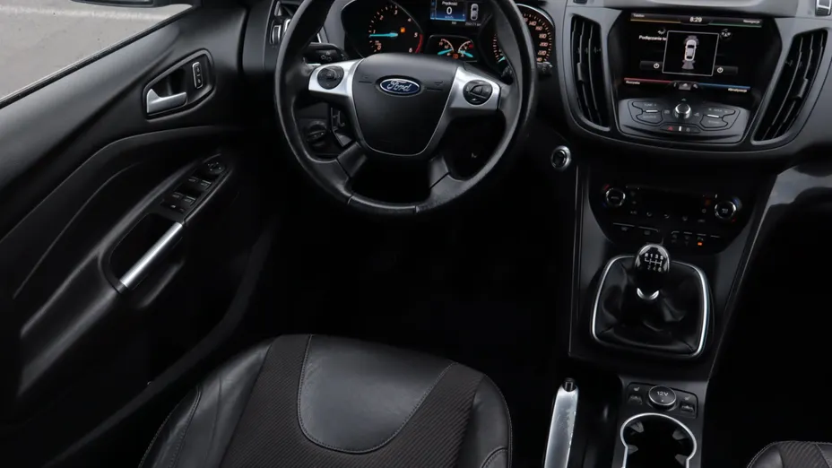 Ford Kuga -