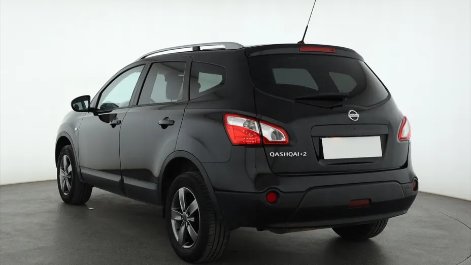 Nissan Qashqai+2 -