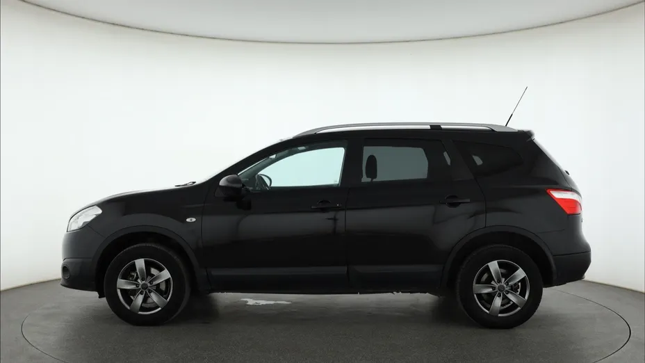 Nissan Qashqai+2 -