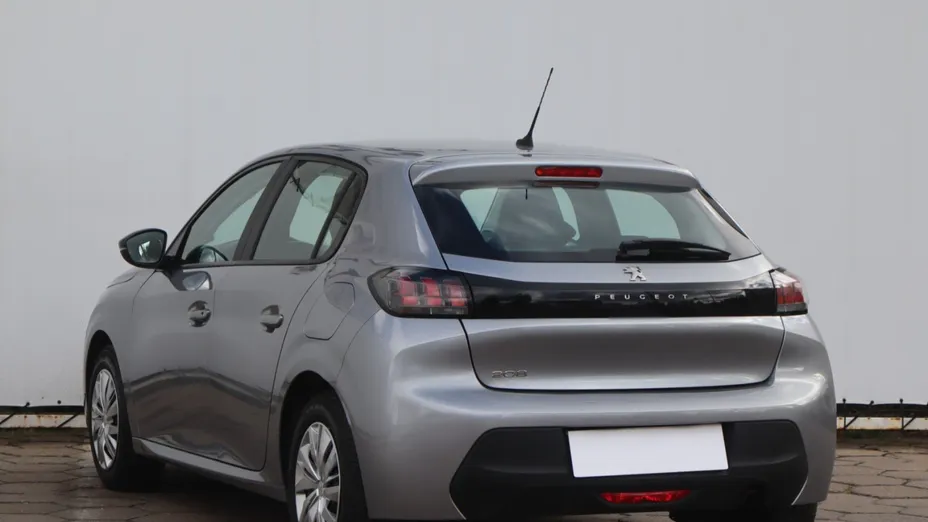 Peugeot 208 -