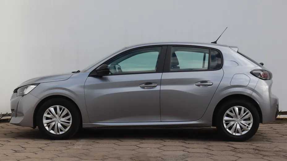 Peugeot 208 -