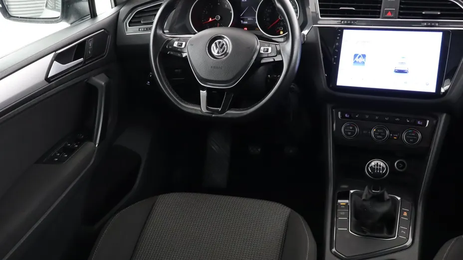 VW Tiguan -