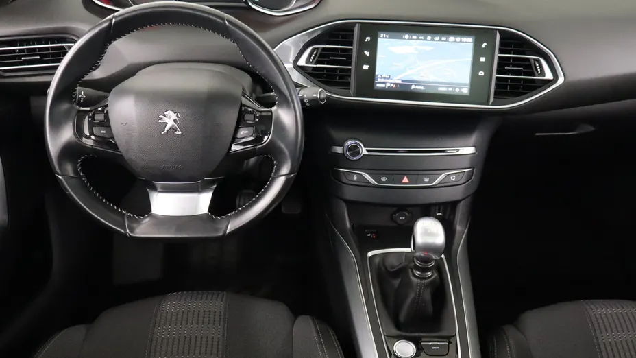 Peugeot 308 -