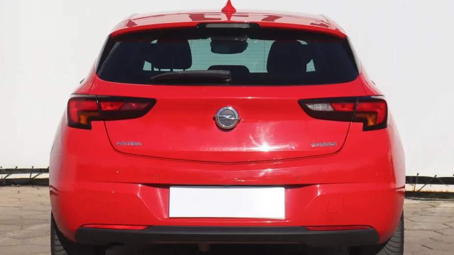 Opel Astra -