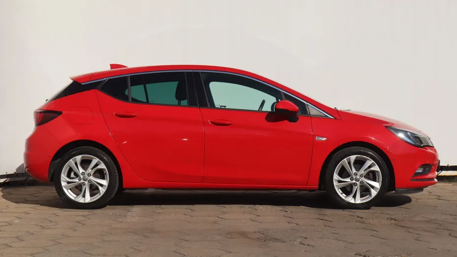 Opel Astra -