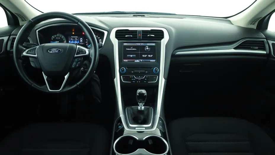Ford Mondeo -