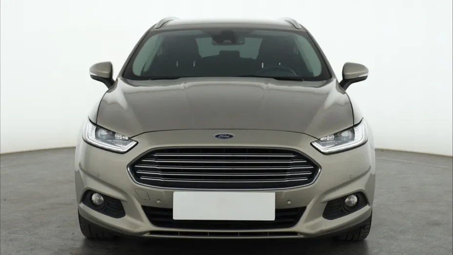 Ford Mondeo -