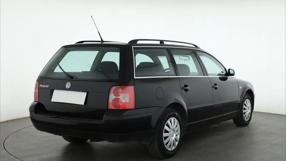 VW Passat -