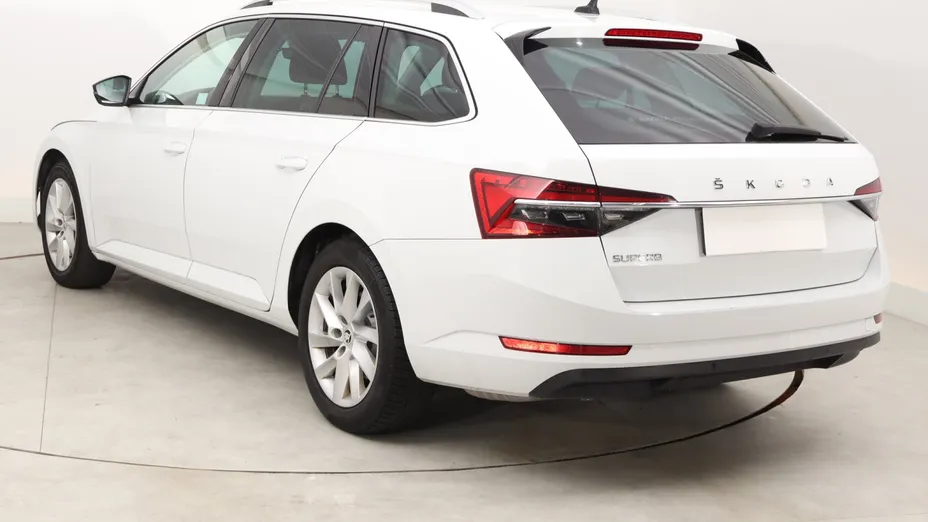 Skoda Superb -