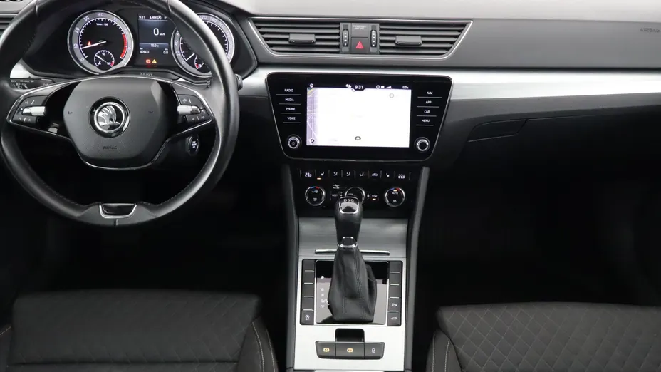 Skoda Superb -