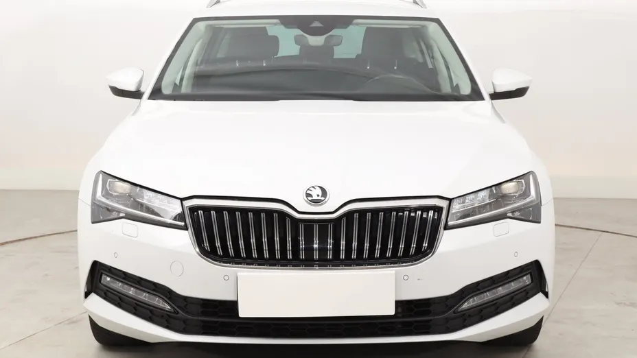 Skoda Superb -