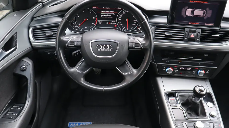 Audi A6 -