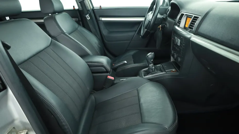 Opel Vectra -