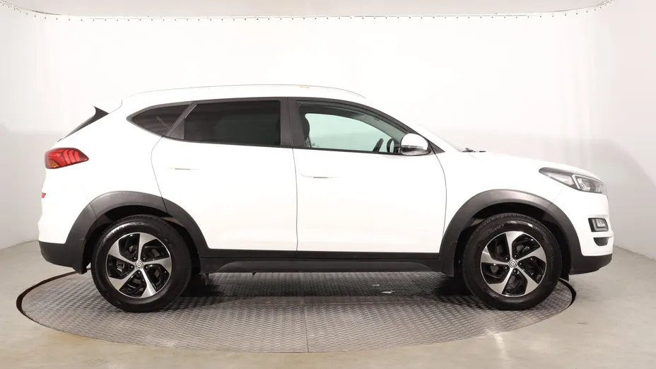 Hyundai Tucson -