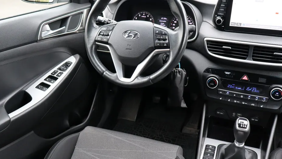 Hyundai Tucson -