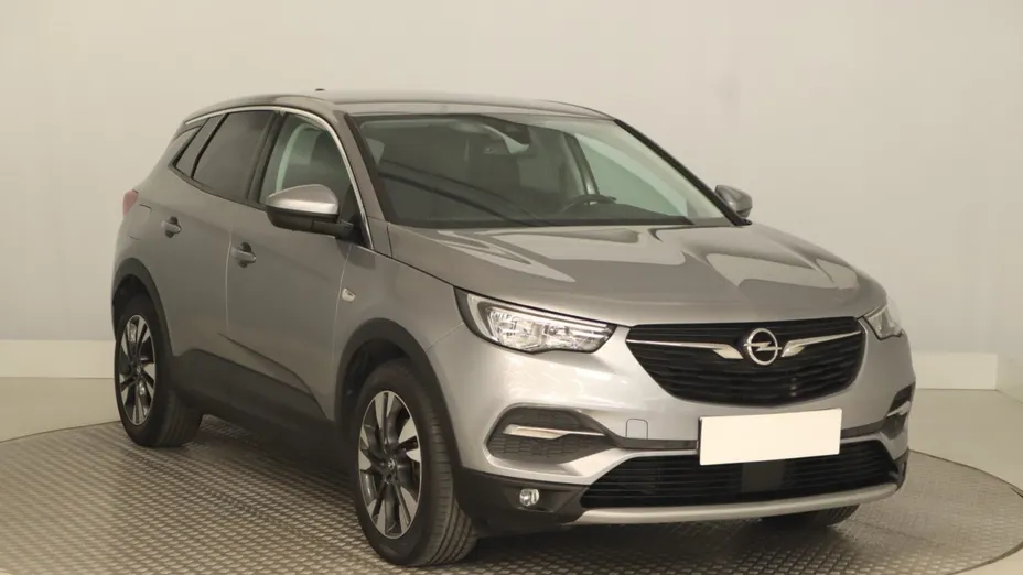 Opel Grandland -