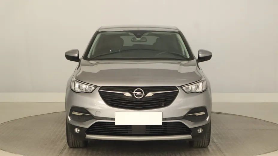 Opel Grandland -