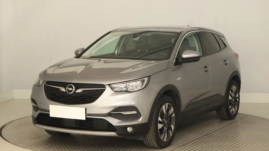 Opel Grandland -