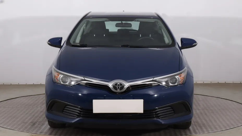 Toyota Auris -