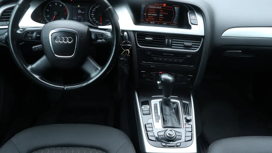 Audi A4 -