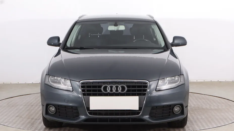 Audi A4 -