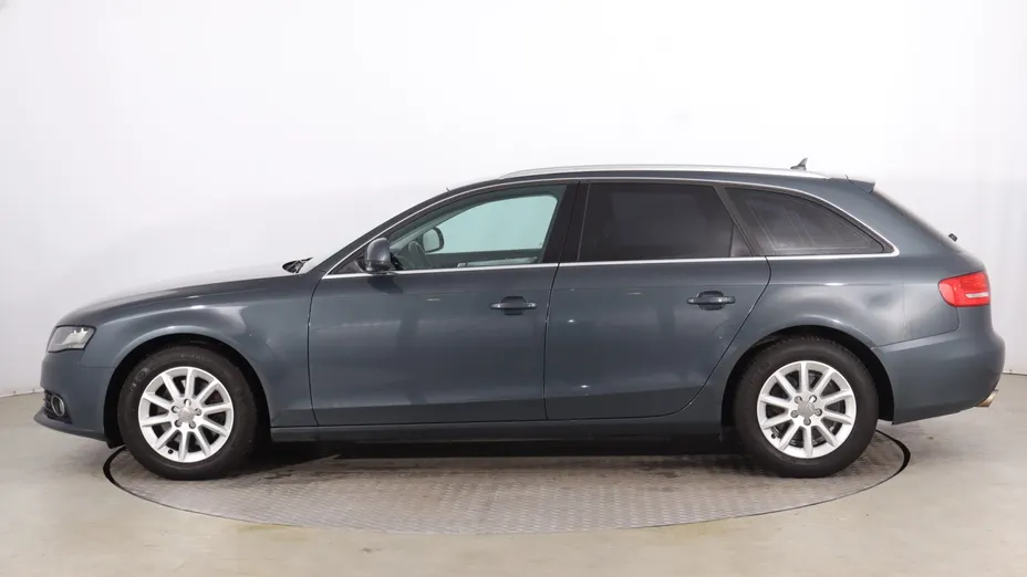 Audi A4 -
