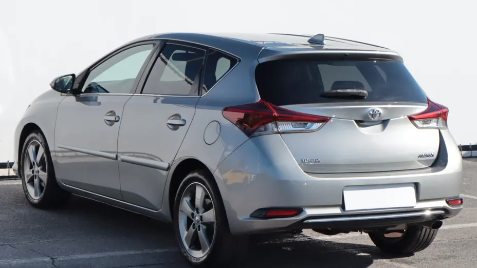 Toyota Auris -