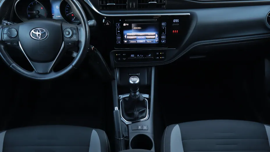 Toyota Auris -