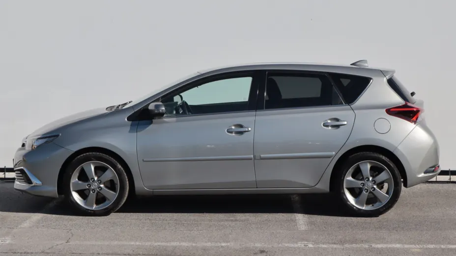 Toyota Auris -