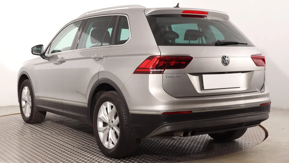 VW Tiguan -