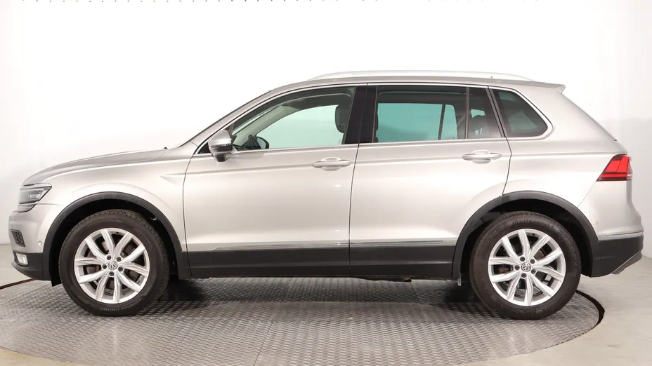 VW Tiguan -