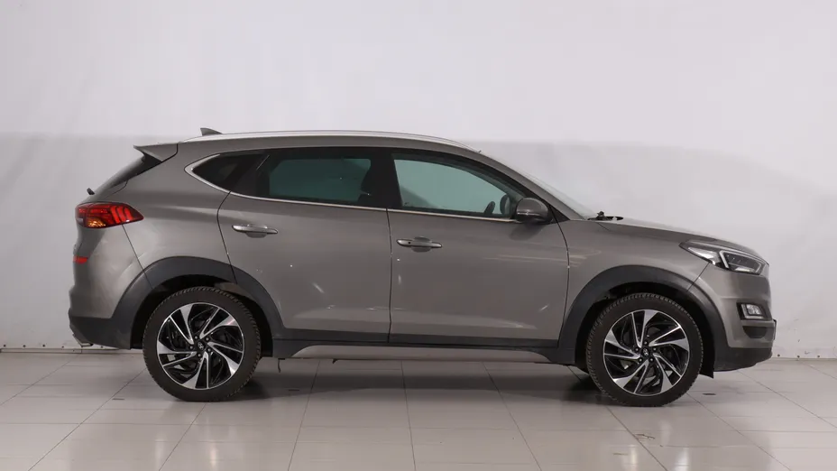 Hyundai Tucson -
