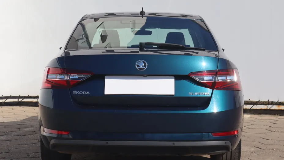 Skoda Superb -