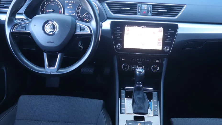 Skoda Superb -