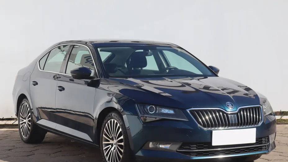 Skoda Superb -